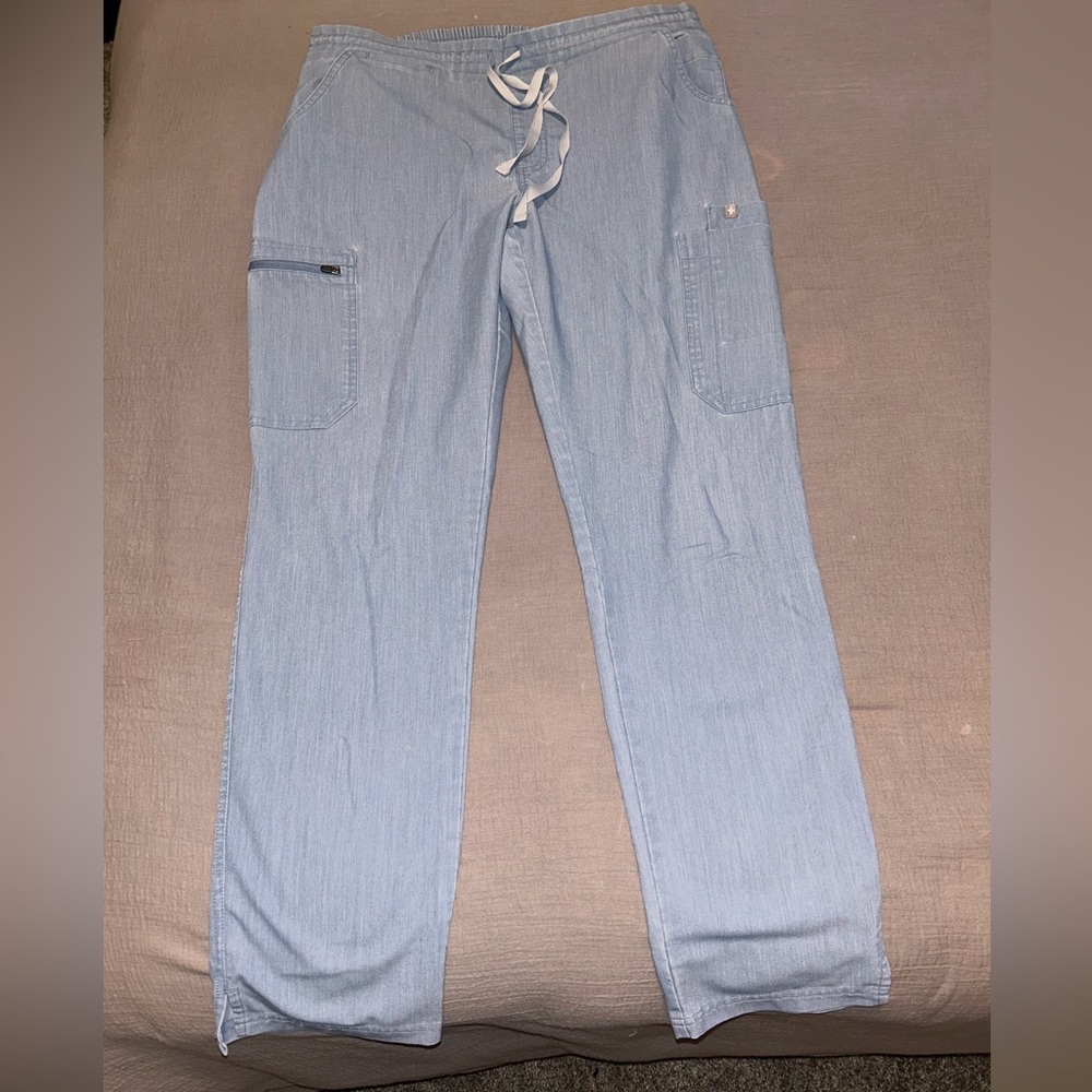 Figs Yola skinny scrub pants